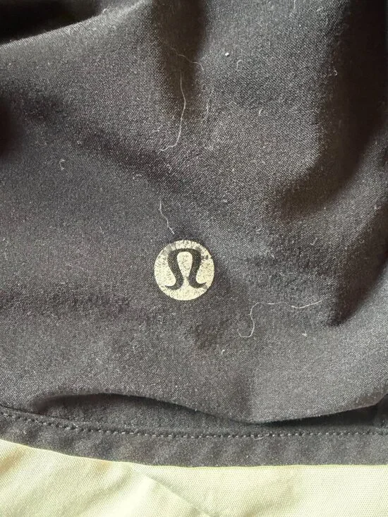 lululemon Tracker Short V - Picture 5 of 5